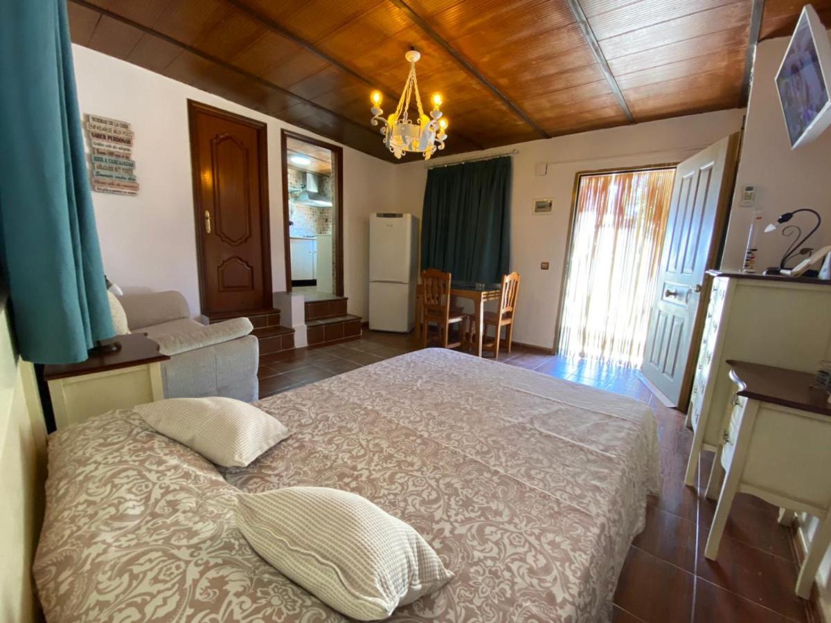 Estudio Coqueto Con Cocina, Bano Y Piscina De Temporada Compartida, A 8Km De Cordoba, En Plena Sierra,By Trassierrarooms Dış mekan fotoğraf